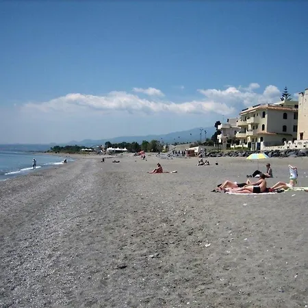 Ferienwohnung Fuer 2 Personen Ca 36 M In Naxos, Sizilien Ostkueste Von Sizilien